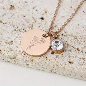 "April" Birth Flower & Glass Gem Pendant Necklace – Diamond-Inspired Sparkle